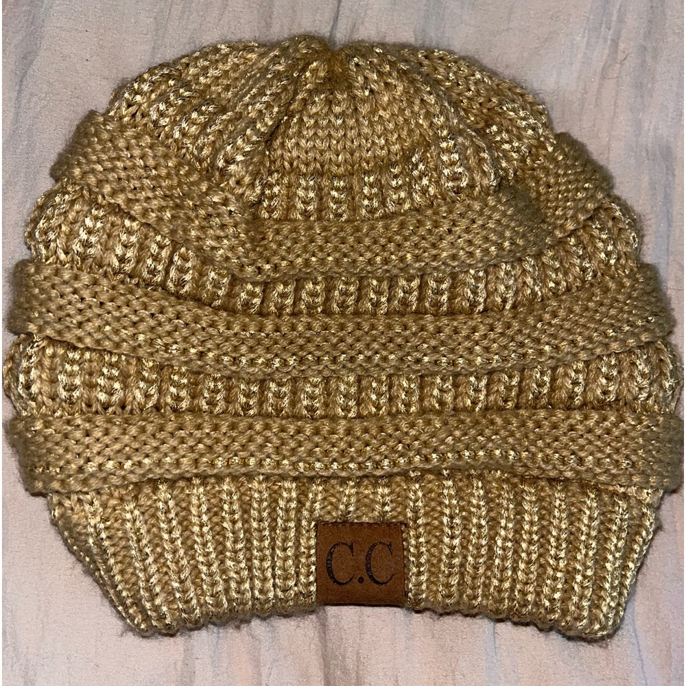 C.C BEANIES - Picture 2 of 7